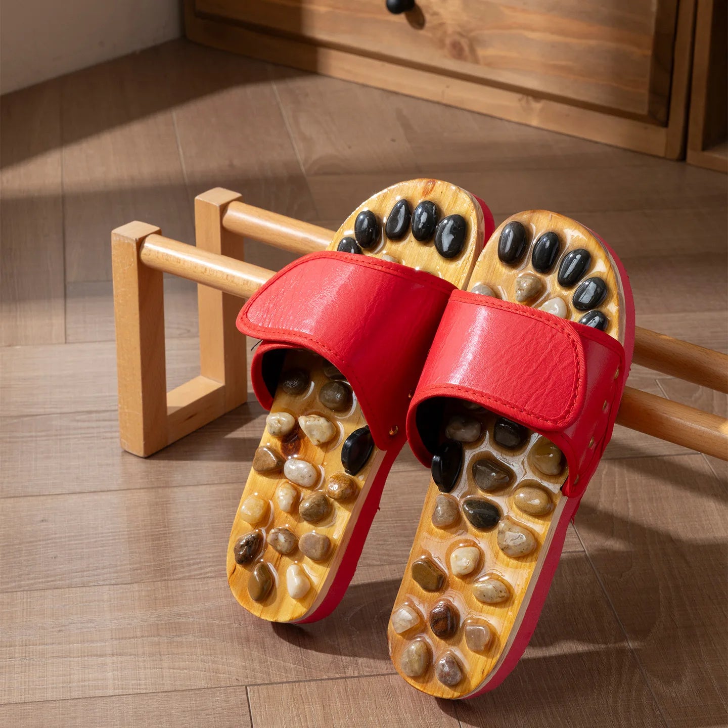 Acupressuur massage slippers met stenen